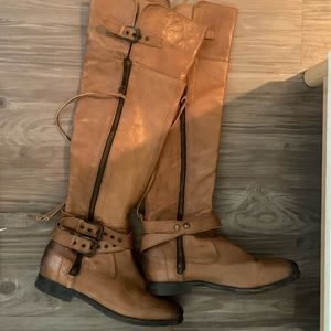 UGG Collection Nicoletta Boots